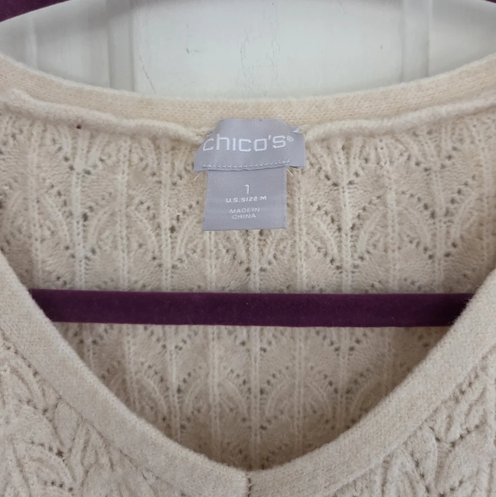 Chicos Cream Wide Sleeve Vneck Sweater